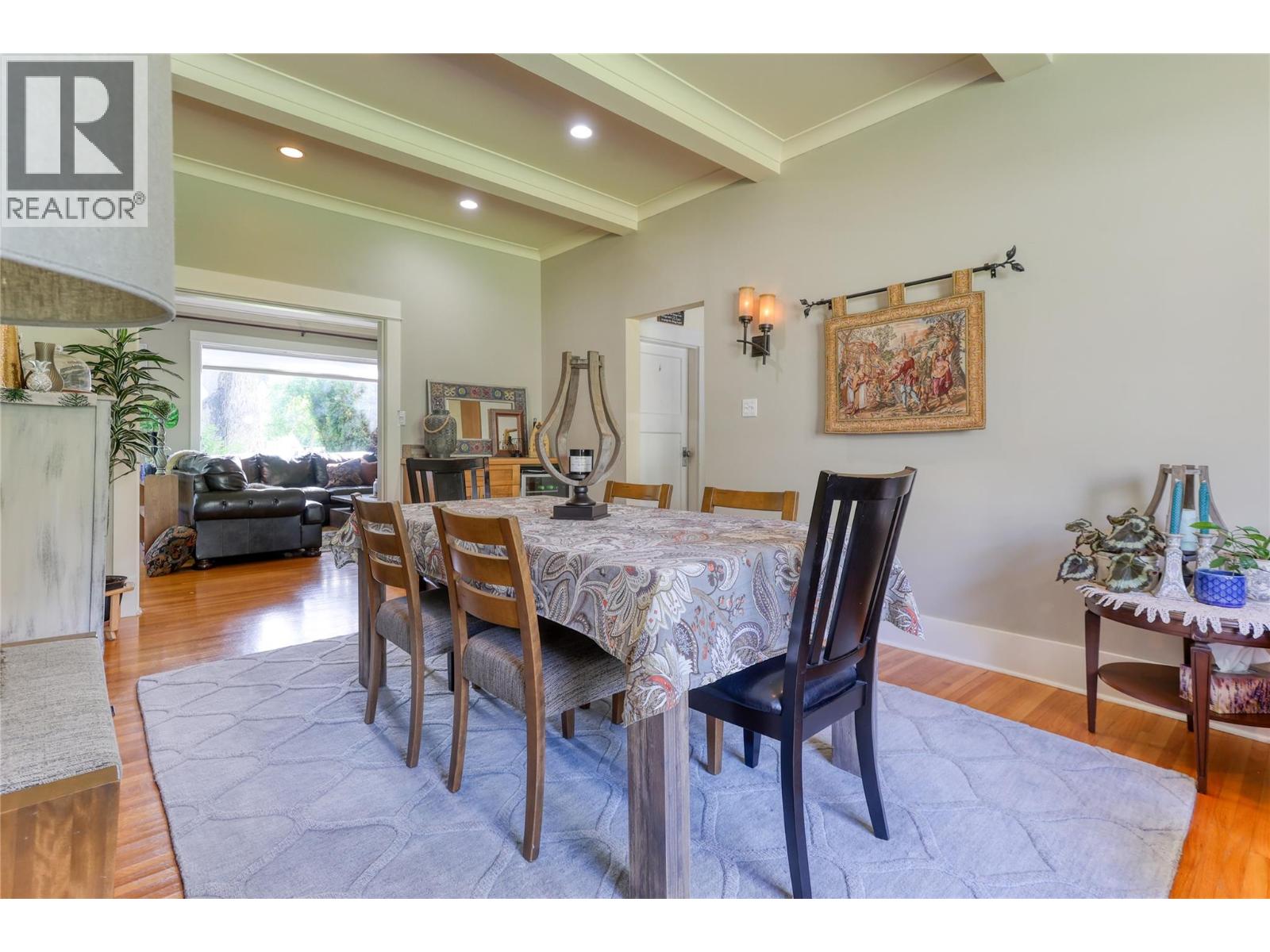 208 Ritchie Avenue, Trail