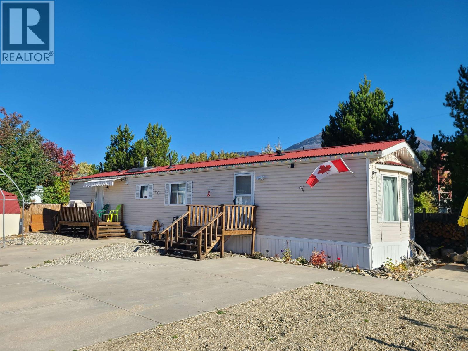 1070 4TH AVENUE - 1