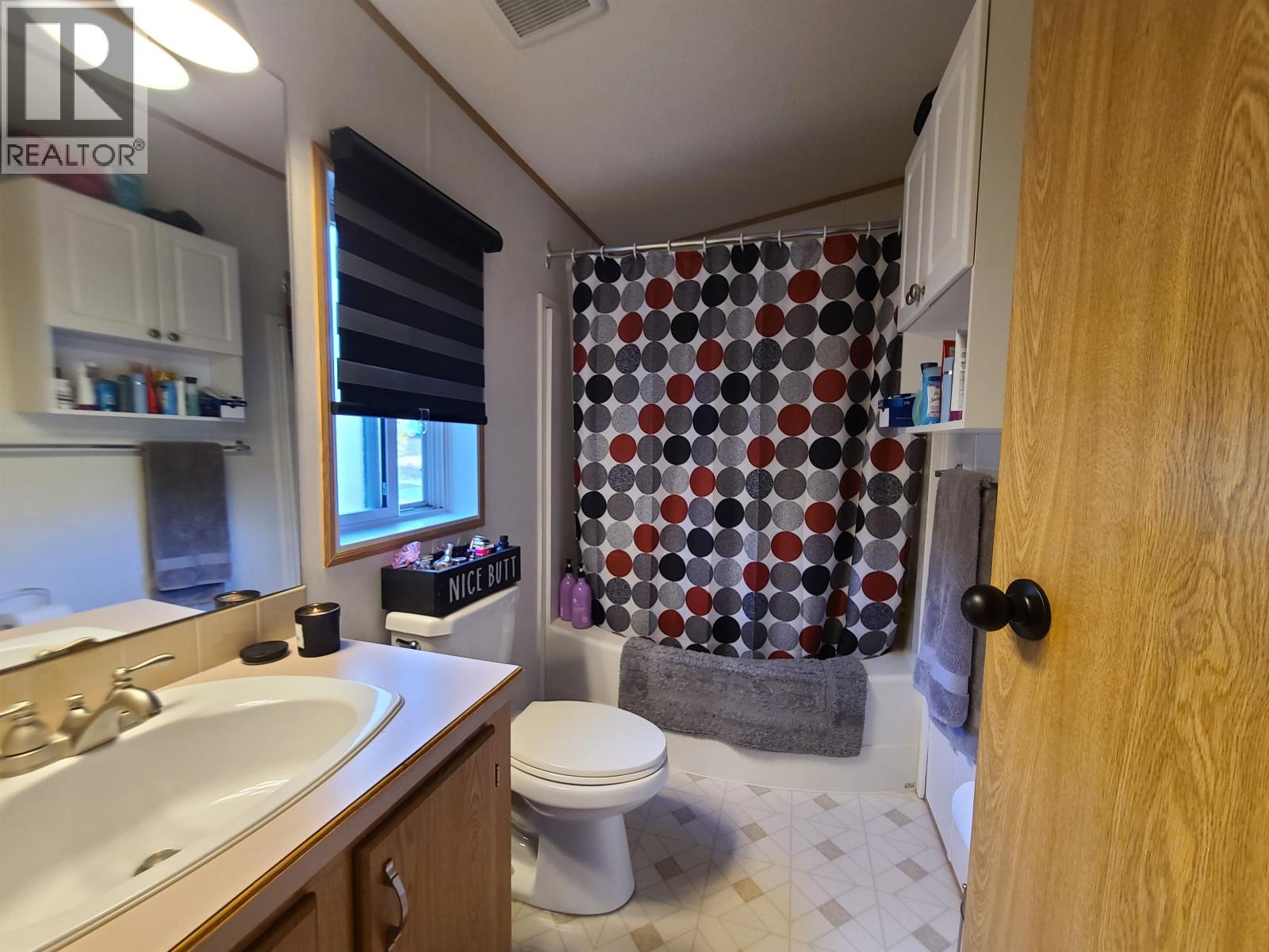 1070 4TH AVENUE - 9
