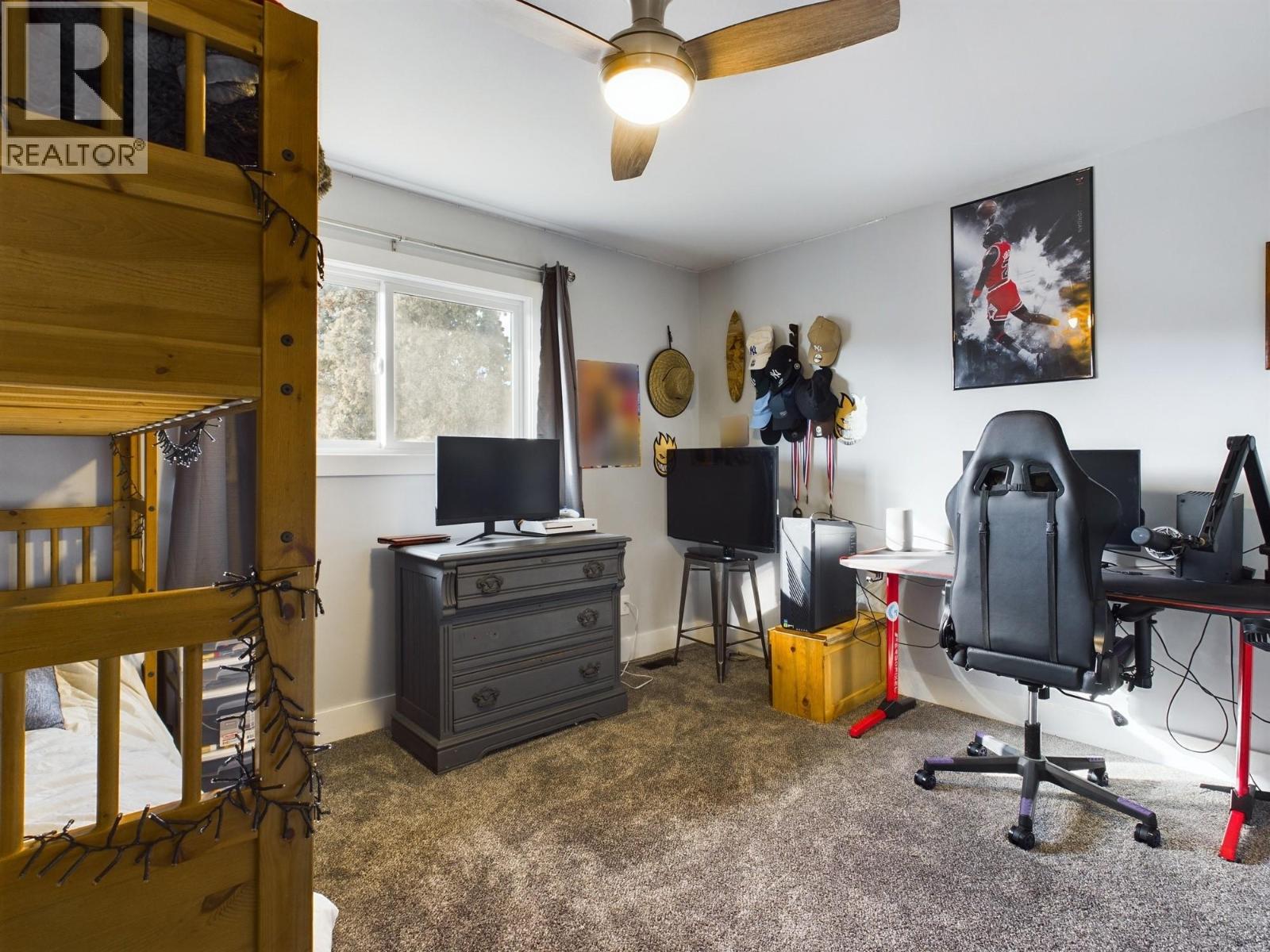 17 SANTA ROSA Place, Osoyoos