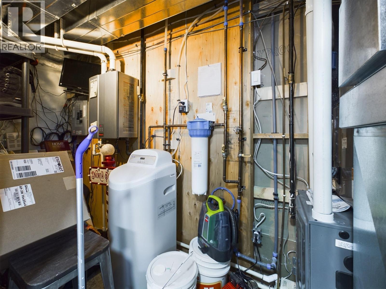 17 SANTA ROSA Place, Osoyoos