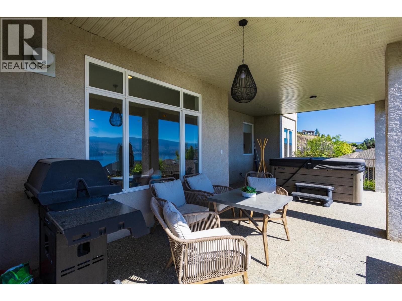  1608 Braeburn Court, West Kelowna