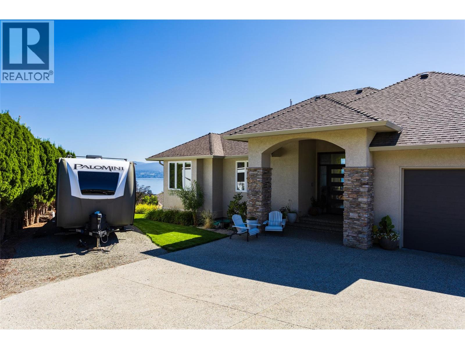  1608 Braeburn Court, West Kelowna