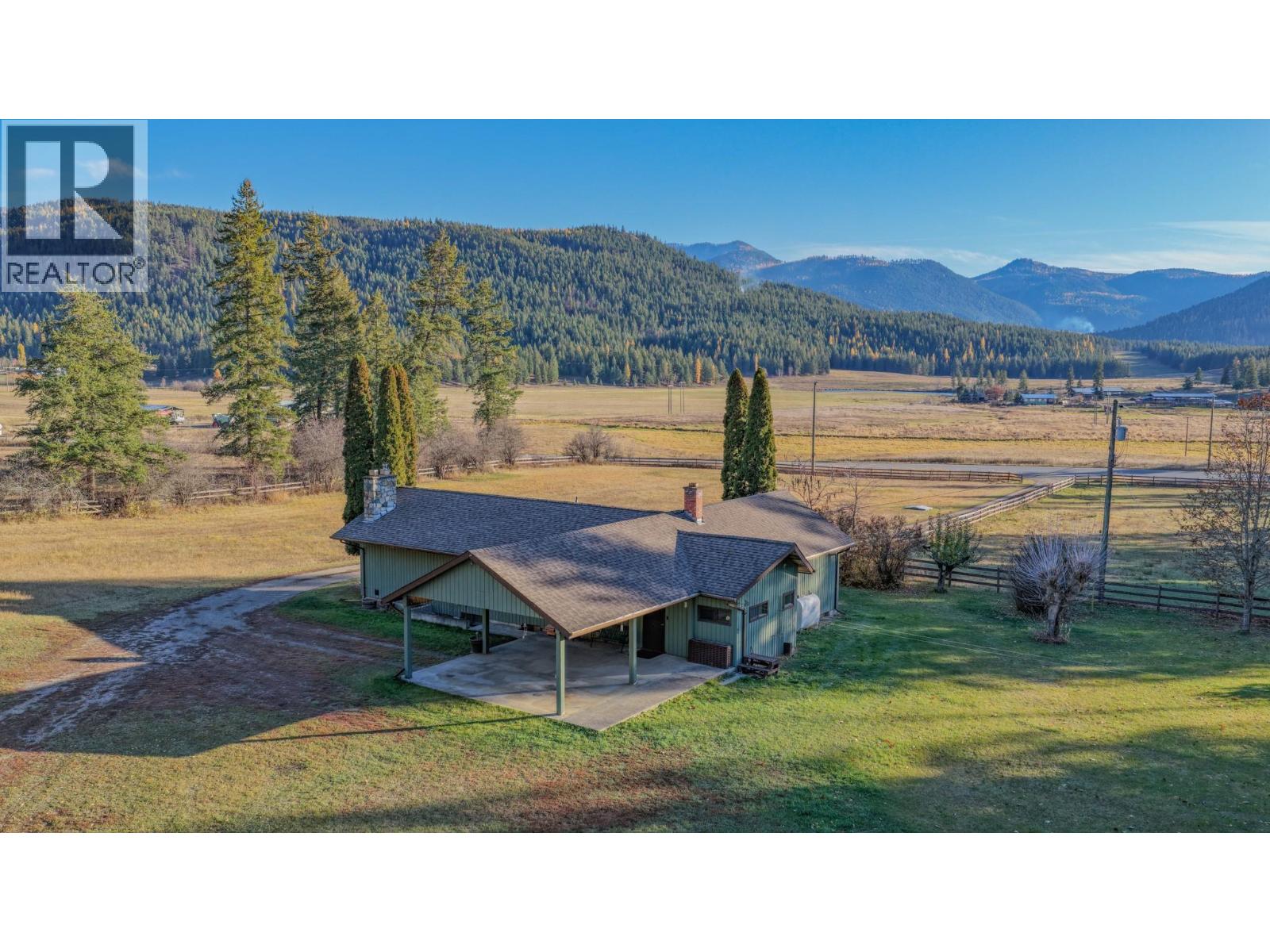 2471 Highway 6 Road, Lumby