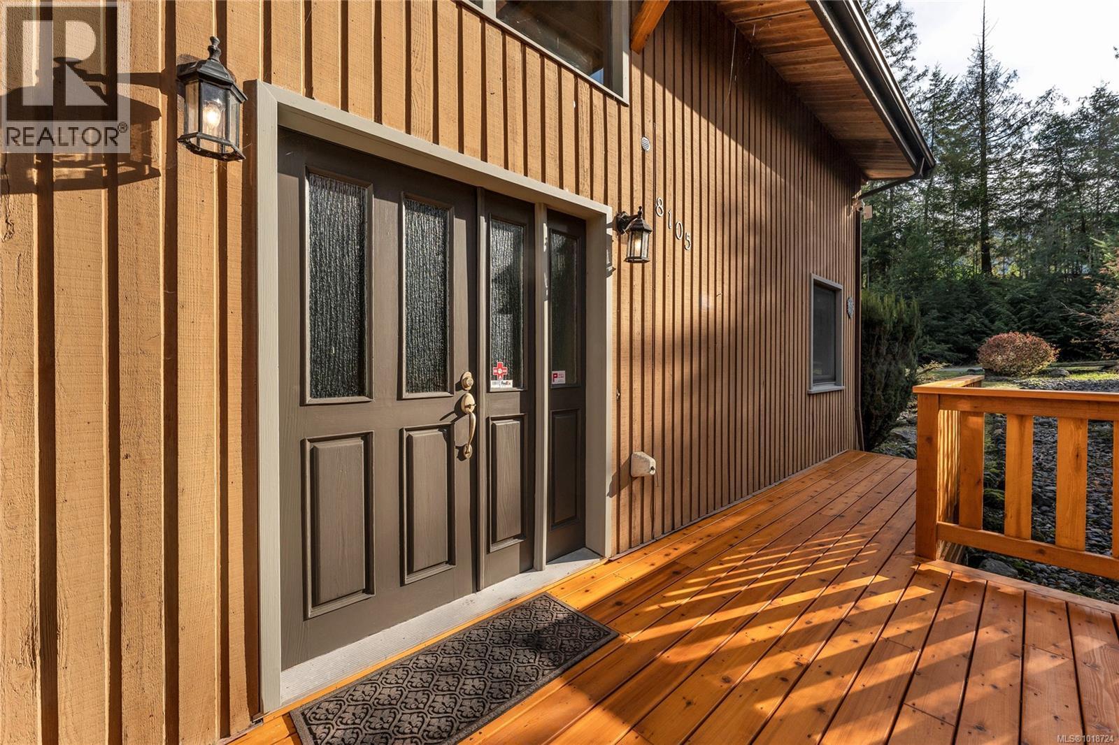 8105 Miracle Close, Youbou