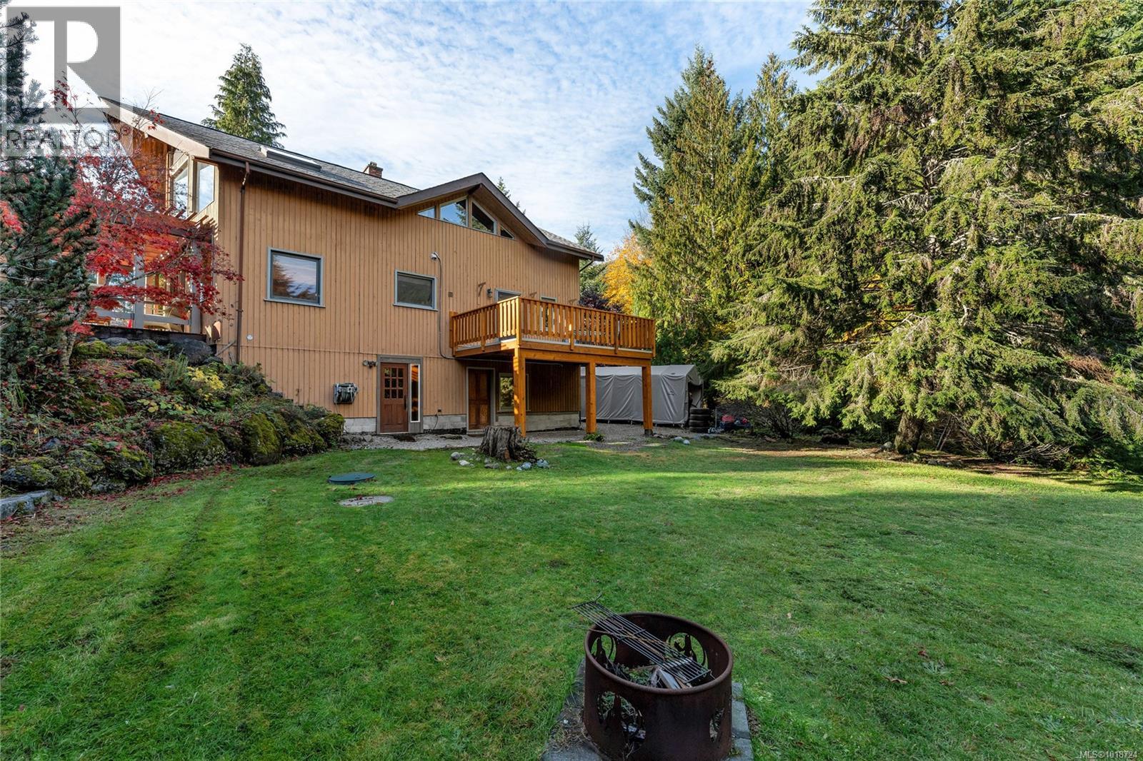 8105 Miracle Close, Youbou