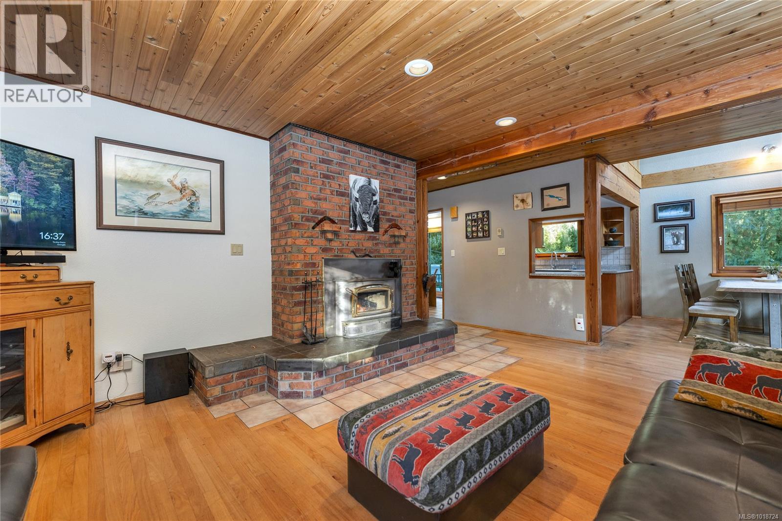 8105 Miracle Close, Youbou