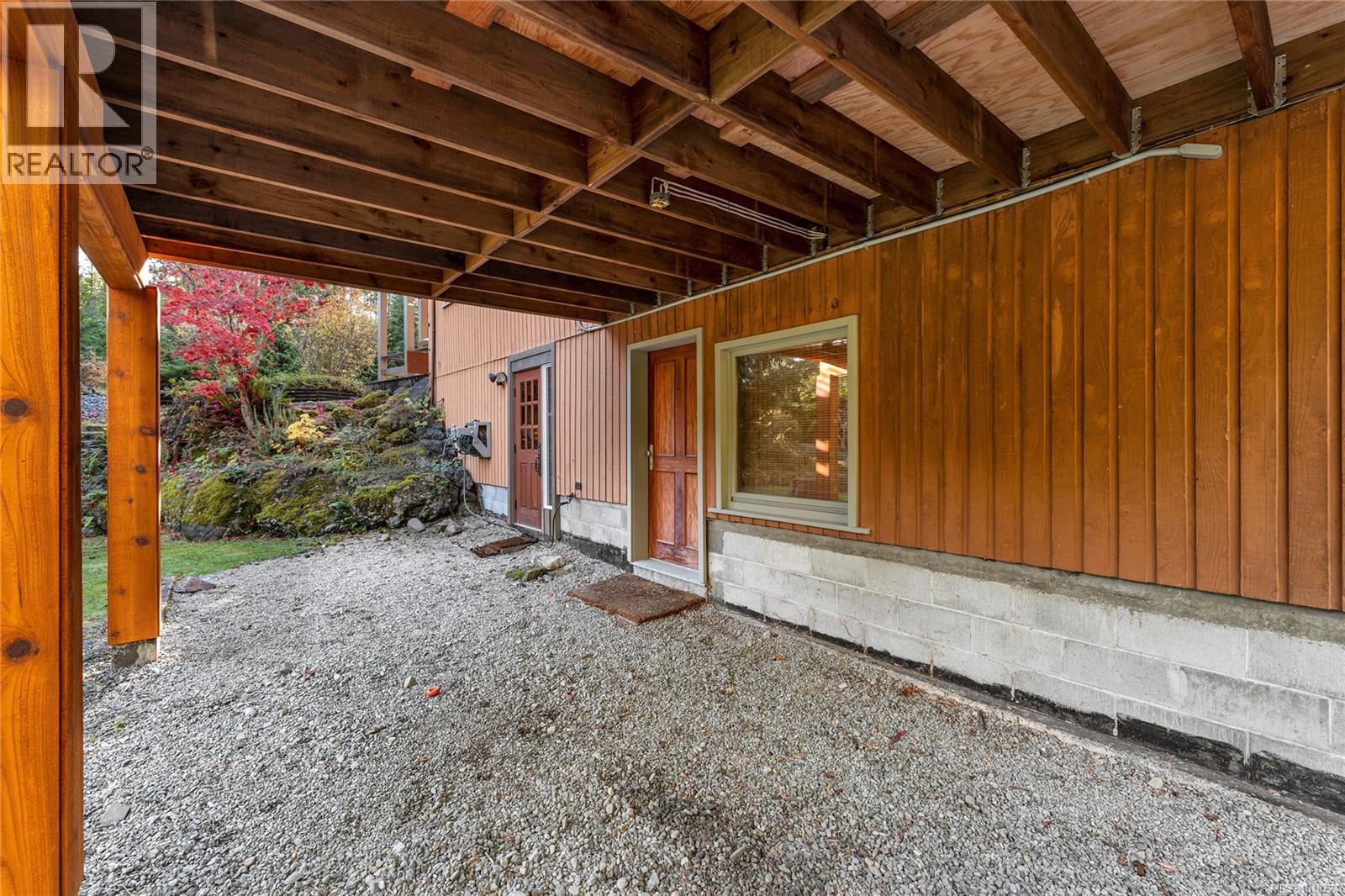 8105 Miracle Close, Youbou