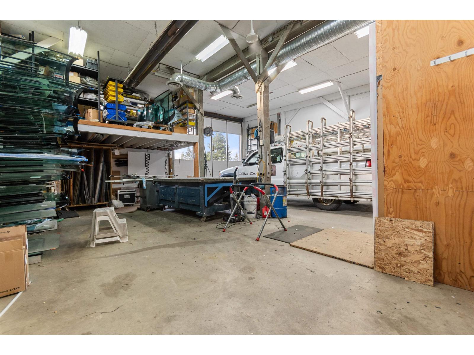 Business in Hope - Image 13