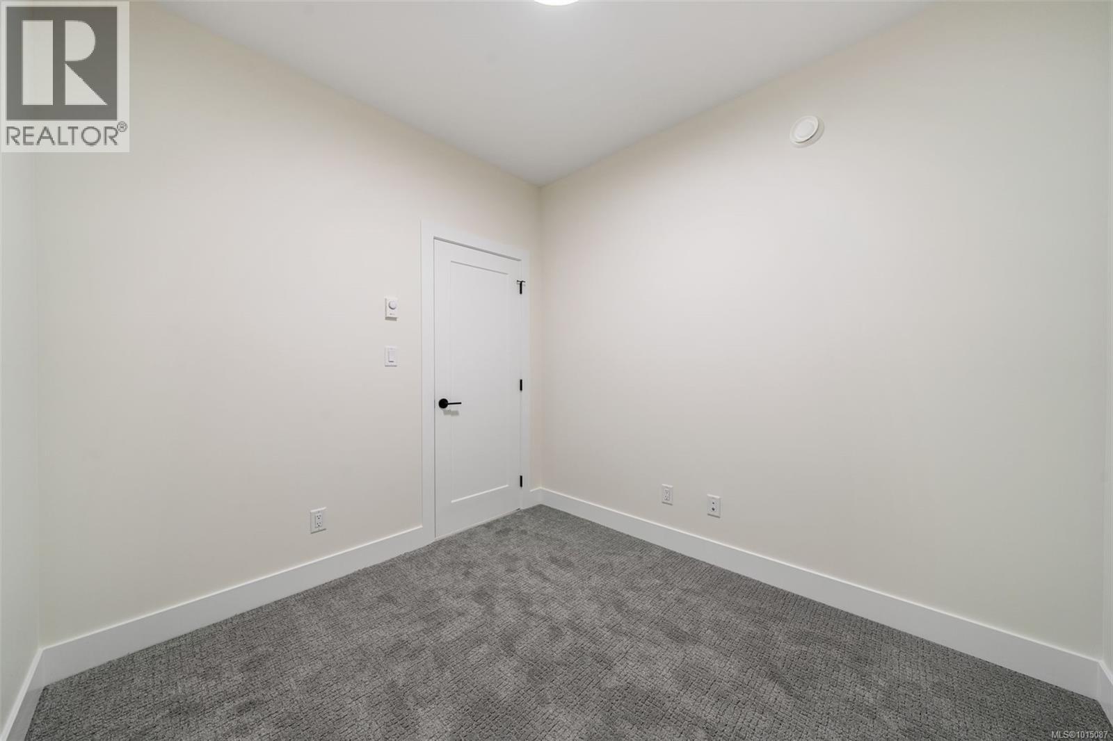  1435 Dolomite Ridge, Langford