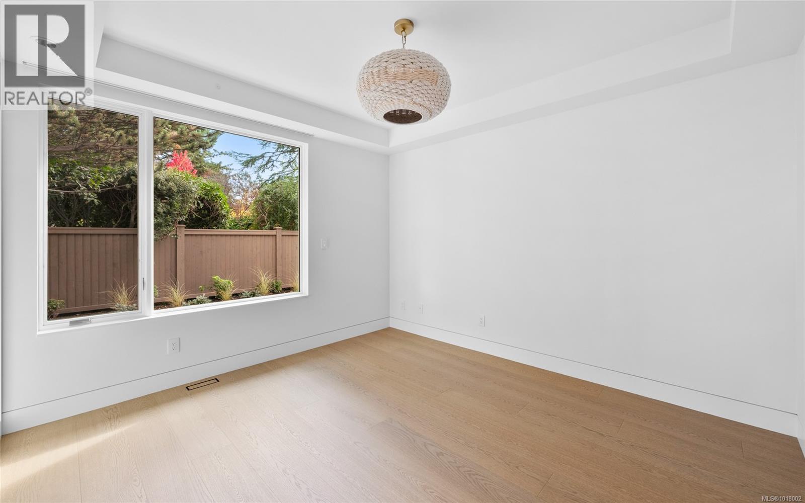  4570 Bissenden Place, Saanich