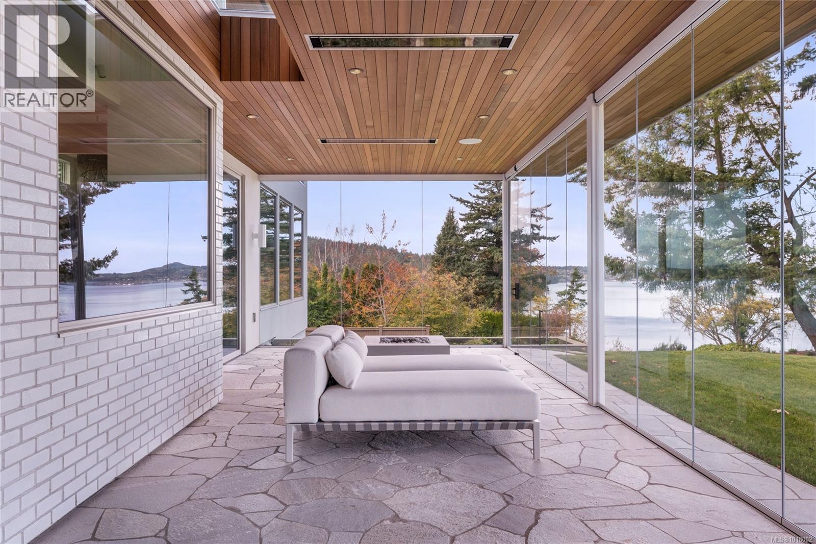  4570 Bissenden Place, Saanich