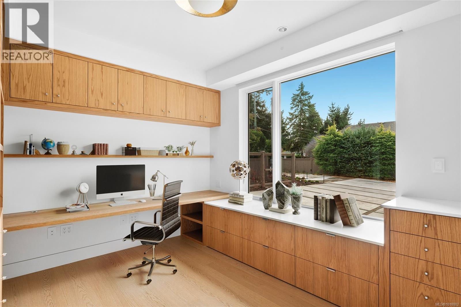  4570 Bissenden Place, Saanich