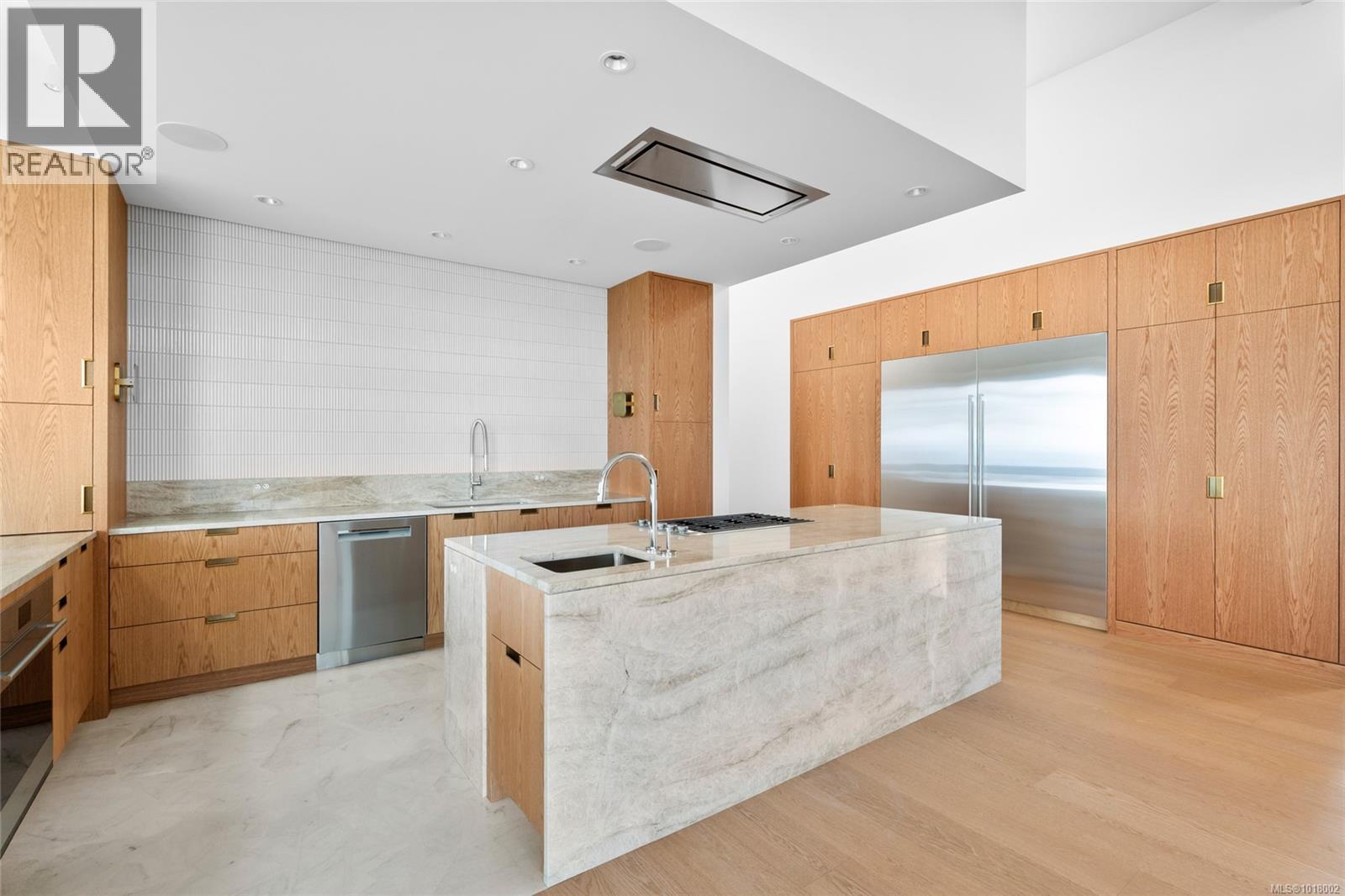  4570 Bissenden Place, Saanich