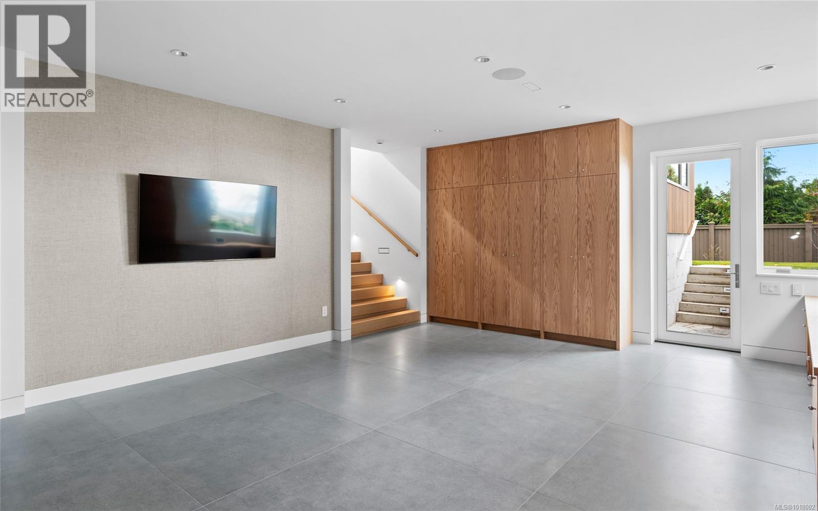  4570 Bissenden Place, Saanich