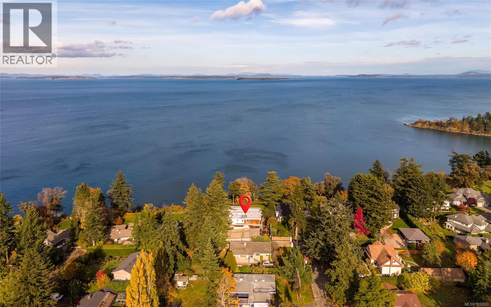  4570 Bissenden Place, Saanich