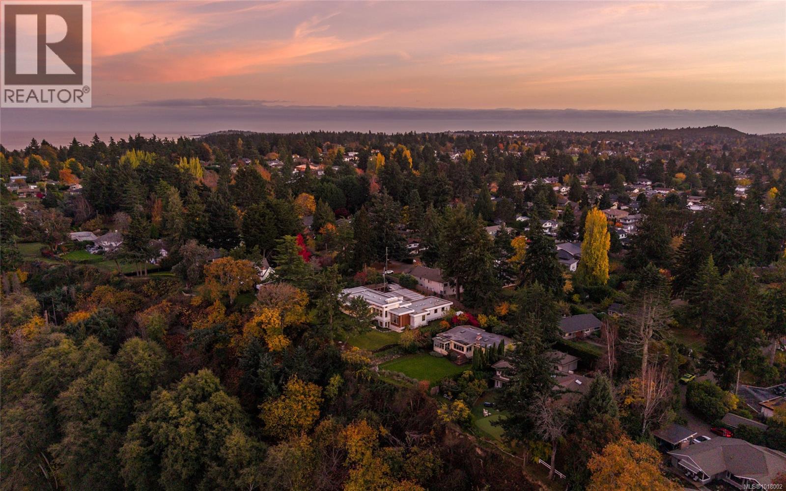  4570 Bissenden Place, Saanich