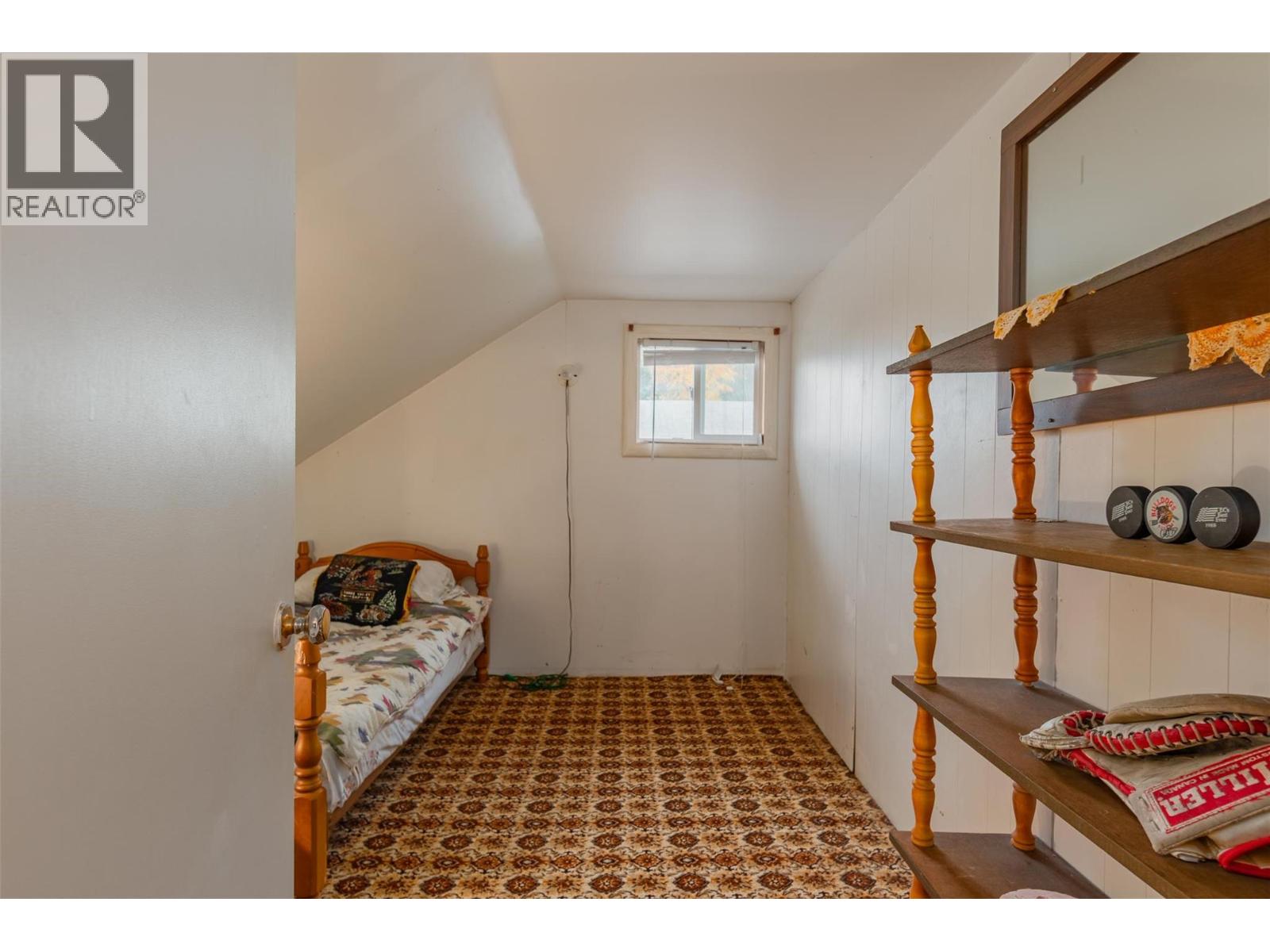 720 11th Avenue, Montrose