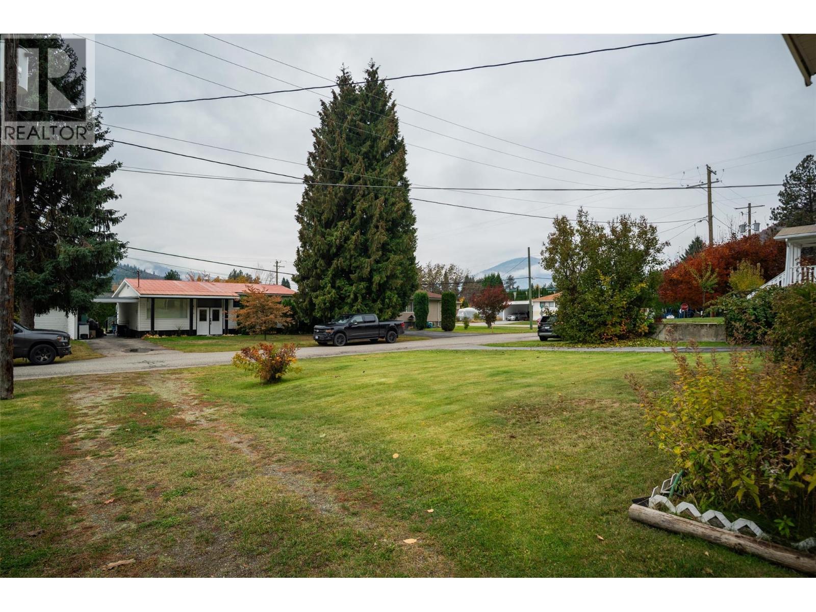 720 11th Avenue, Montrose