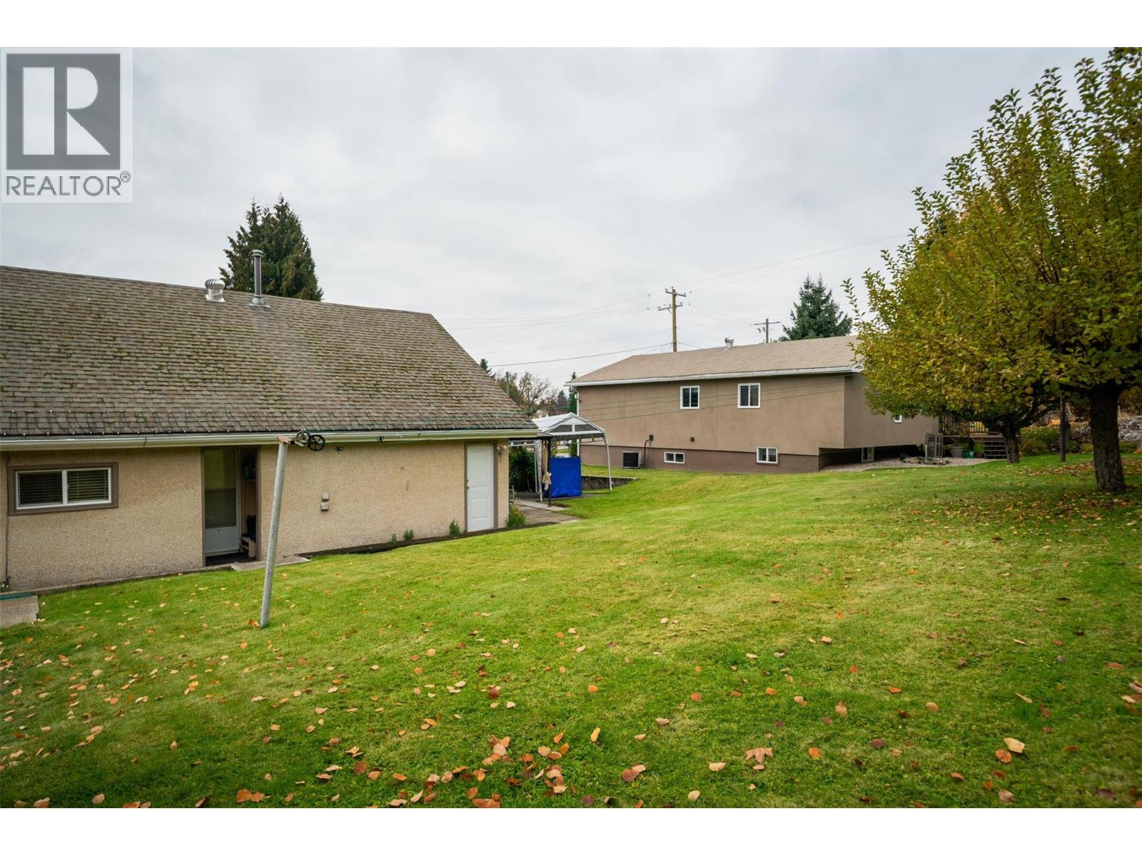 720 11th Avenue, Montrose