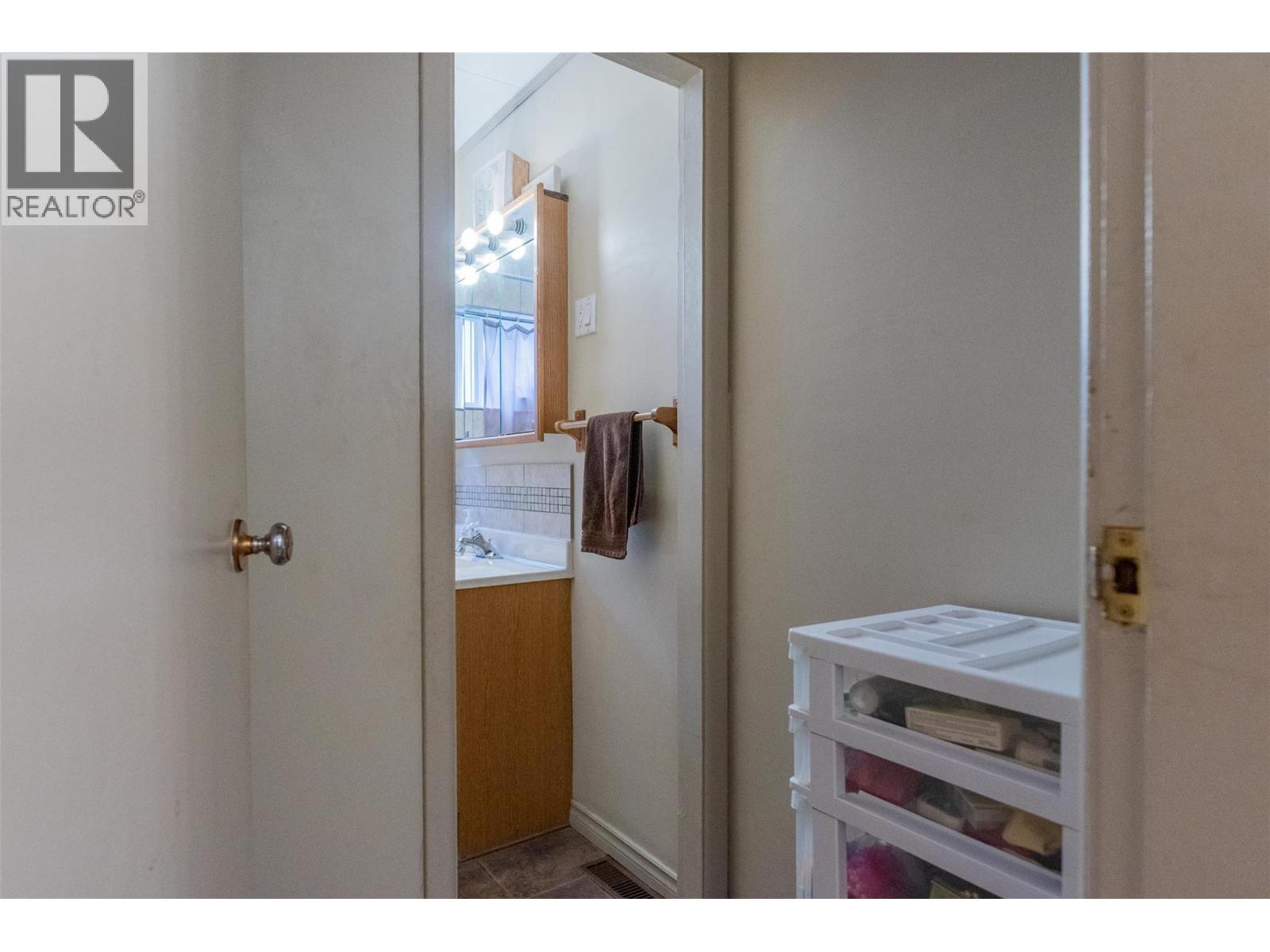 720 11th Avenue, Montrose