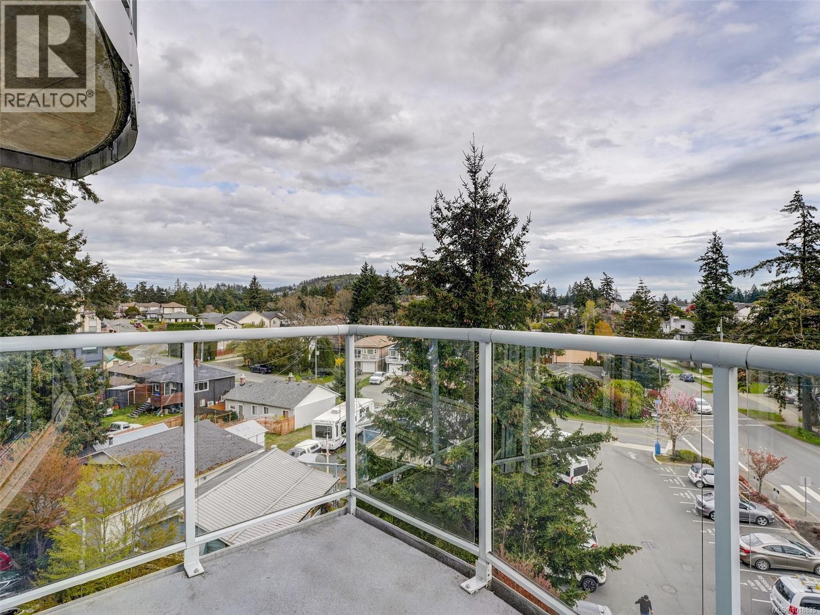 529 2745 Veterans Memorial Parkway, Langford