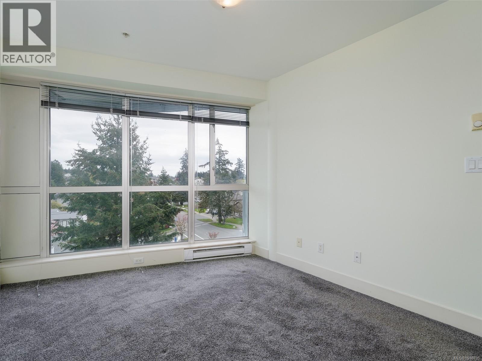 529 2745 Veterans Memorial Parkway, Langford
