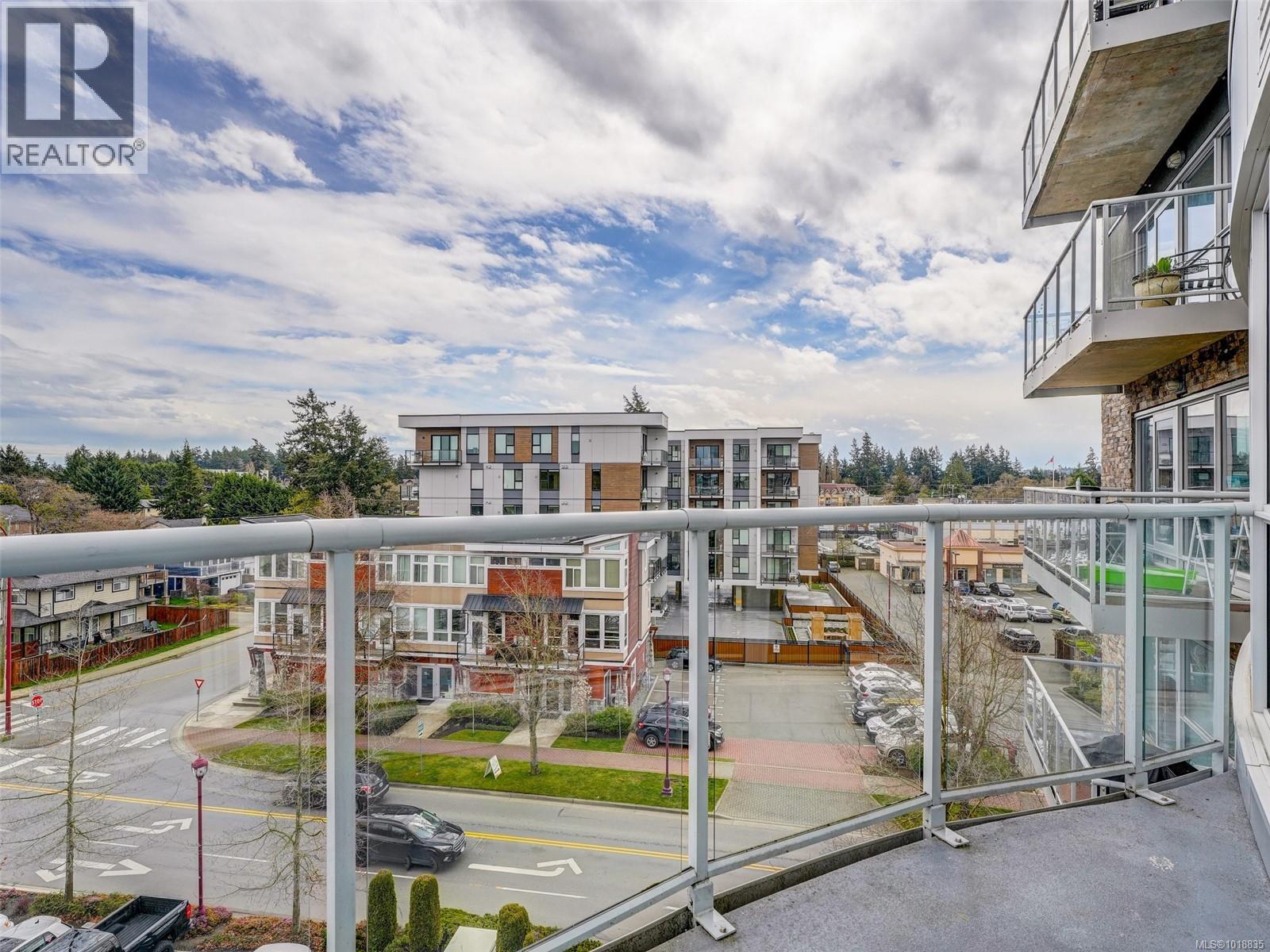 529 2745 Veterans Memorial Parkway, Langford