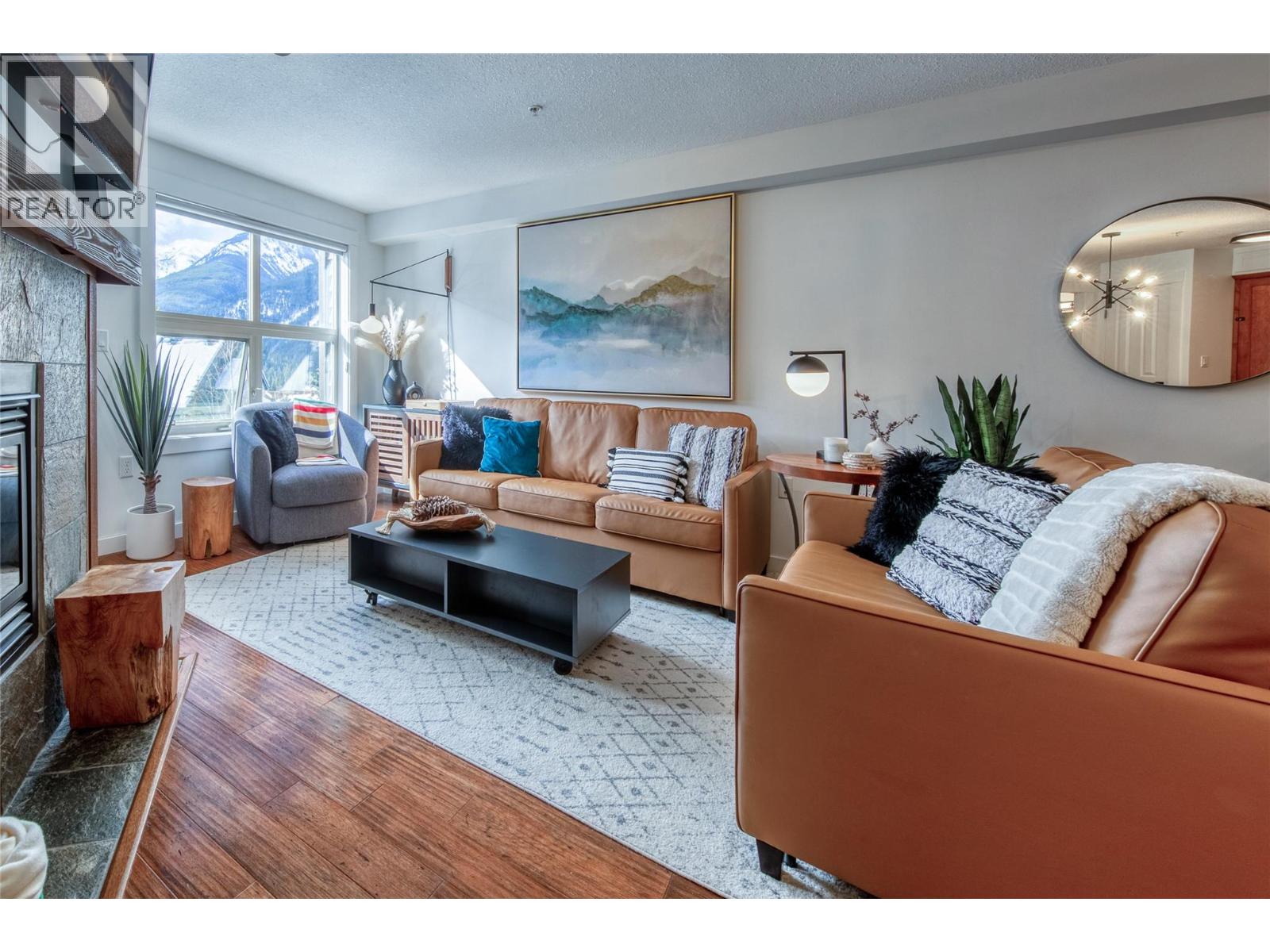 #307 2070 SUMMIT DRIVE - 14