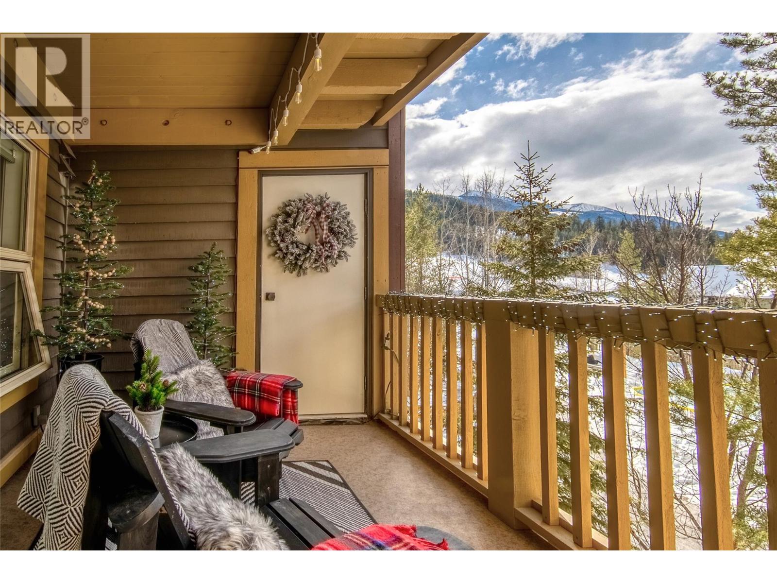 #307 2070 SUMMIT DRIVE - 19