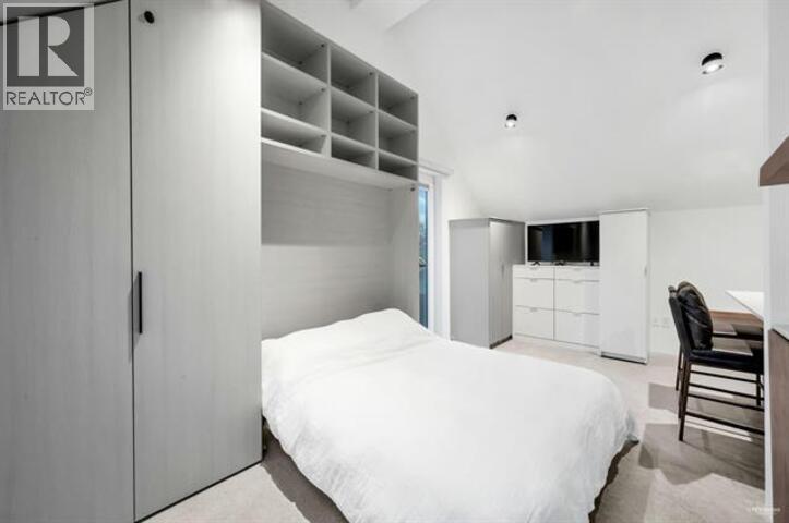 House in Vancouver - Image 14
