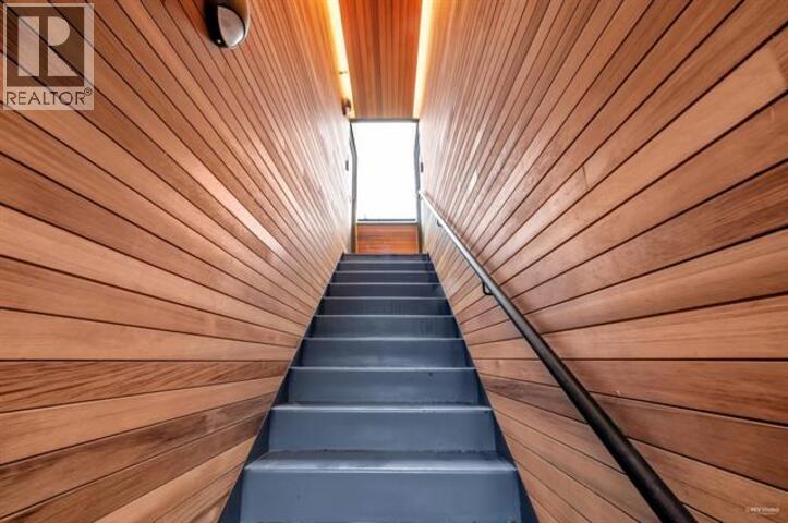 House in Vancouver - Image 15