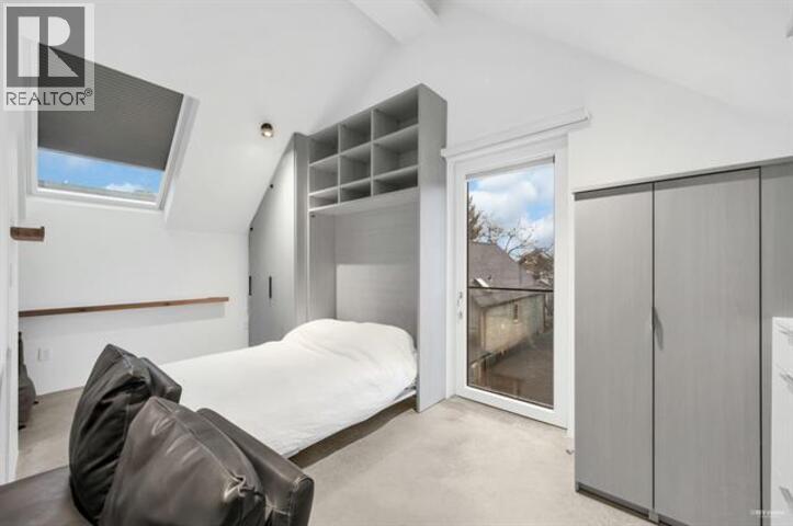 House in Vancouver - Image 12