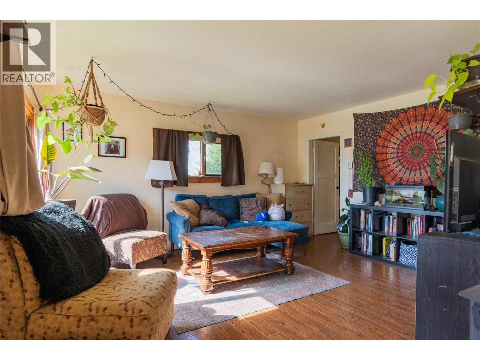 131 Washington Street N, Kaslo