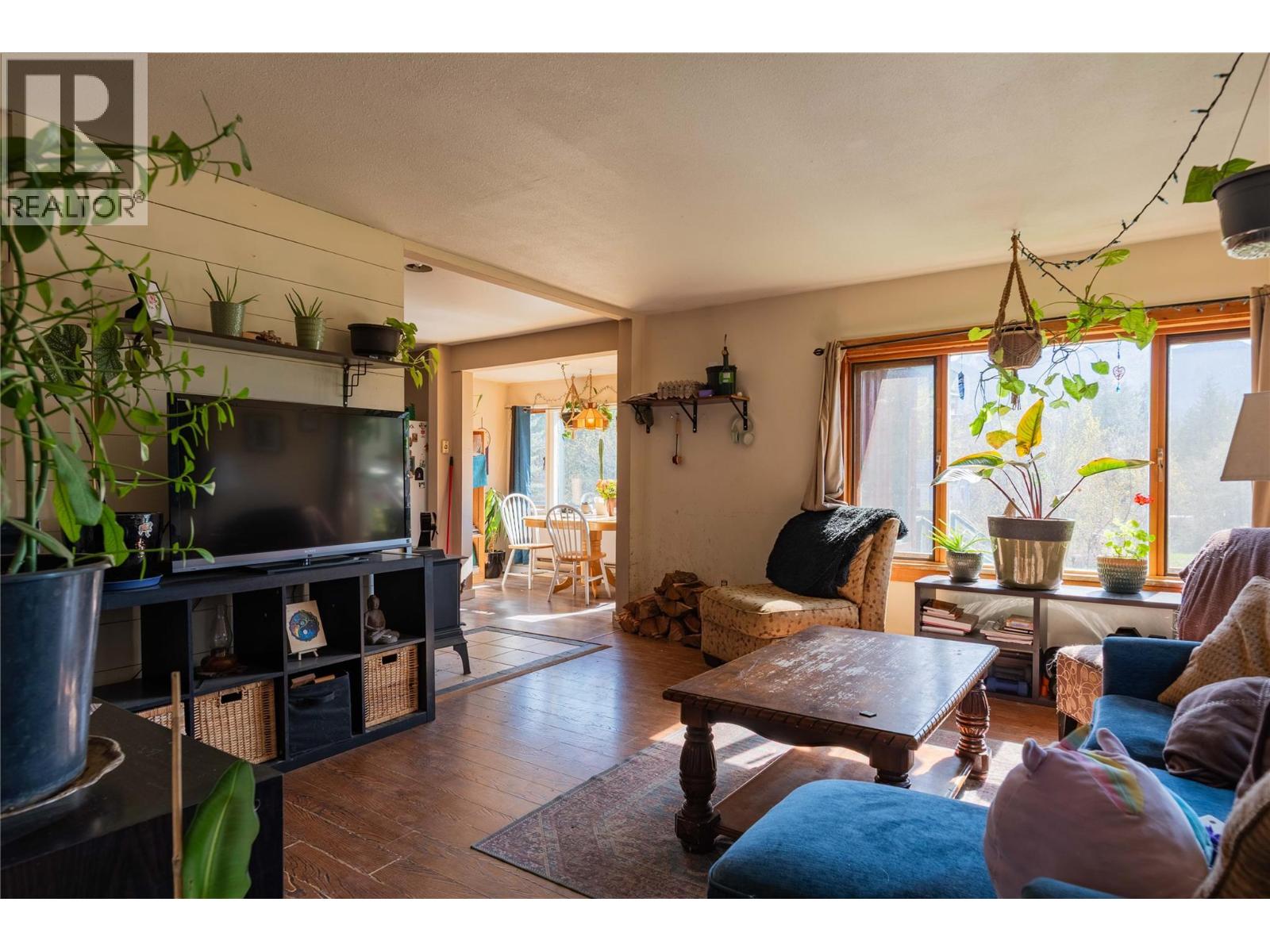 131 Washington Street N, Kaslo