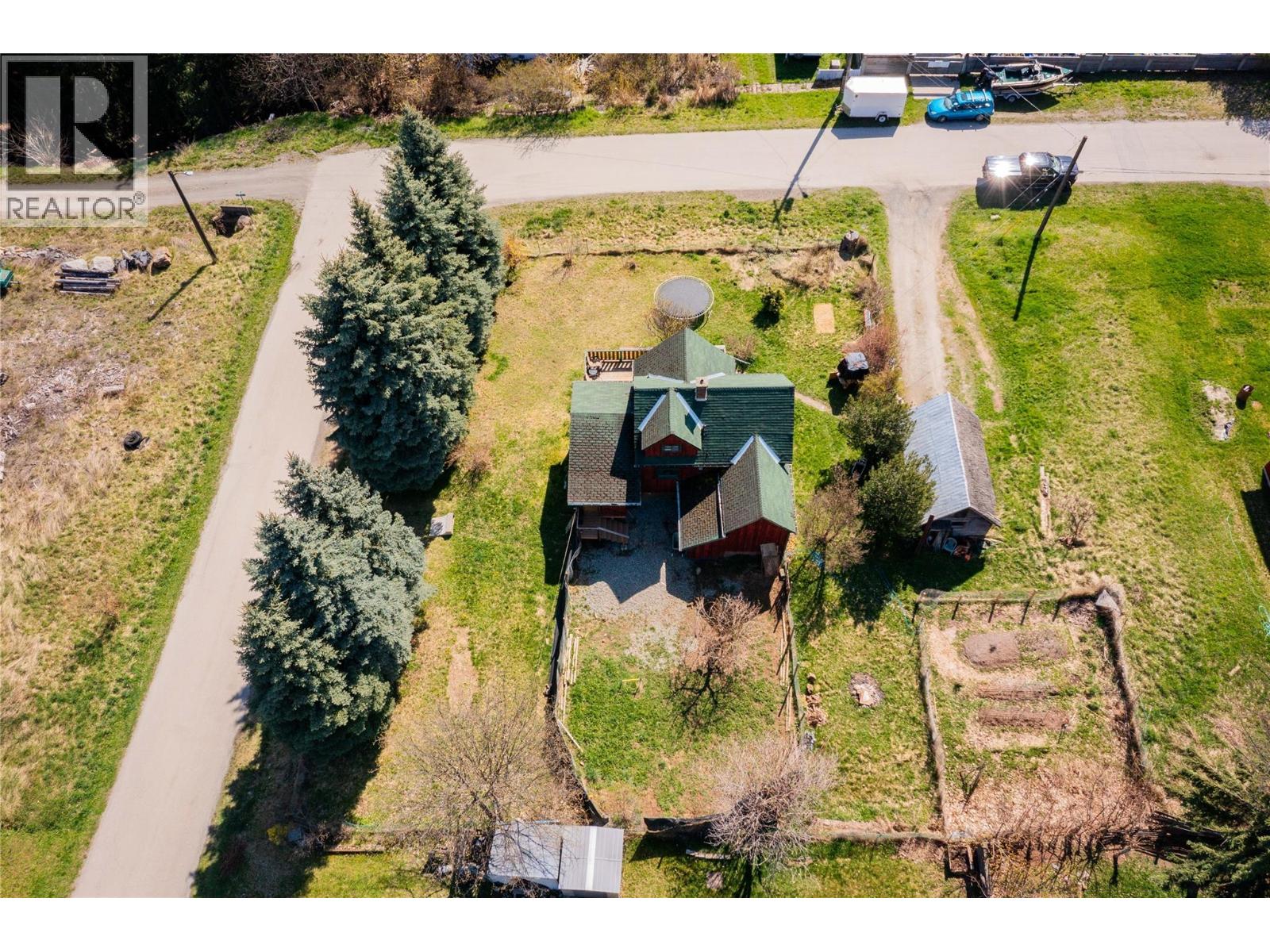 131 Washington Street N, Kaslo