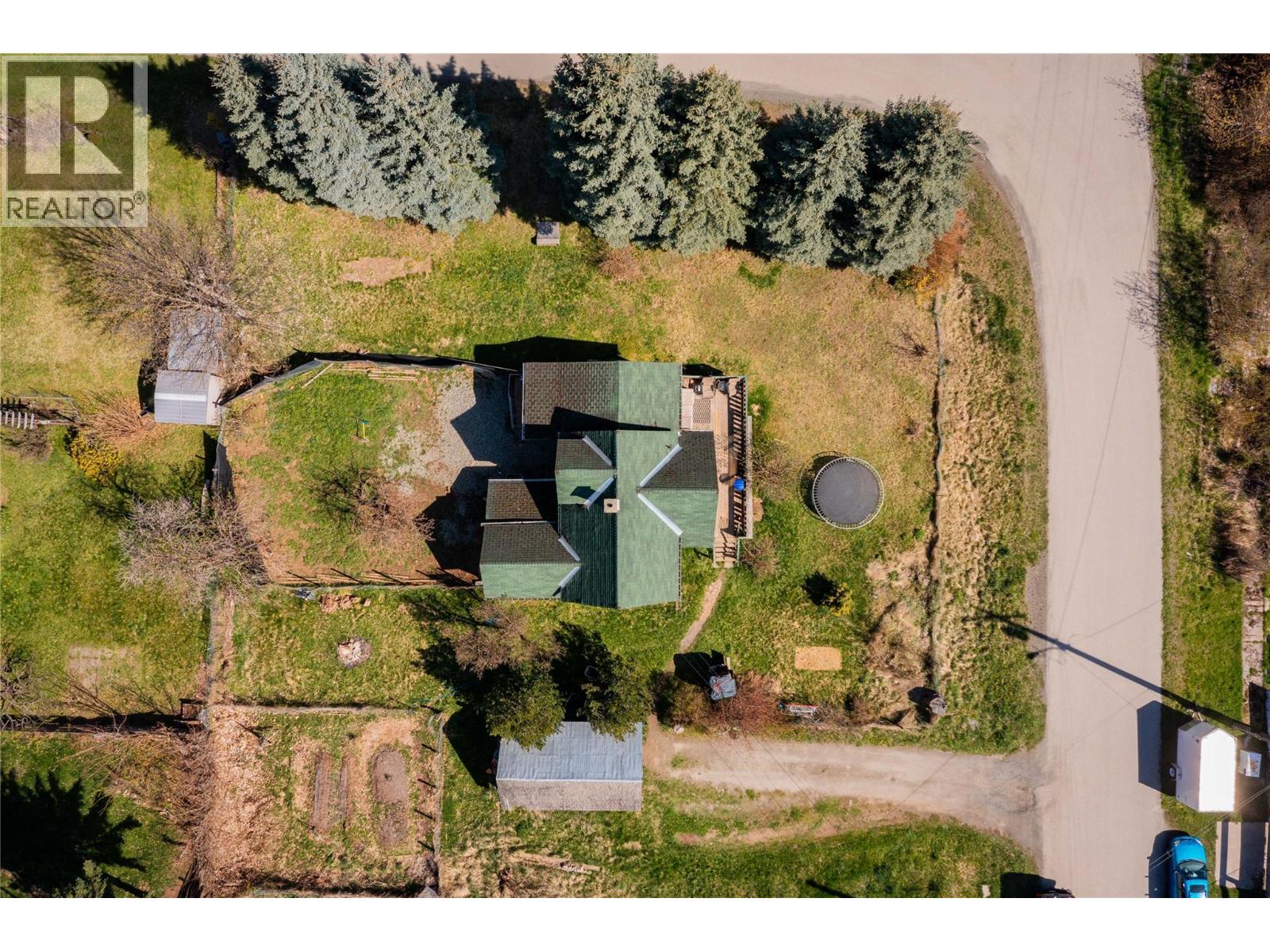 131 Washington Street N, Kaslo