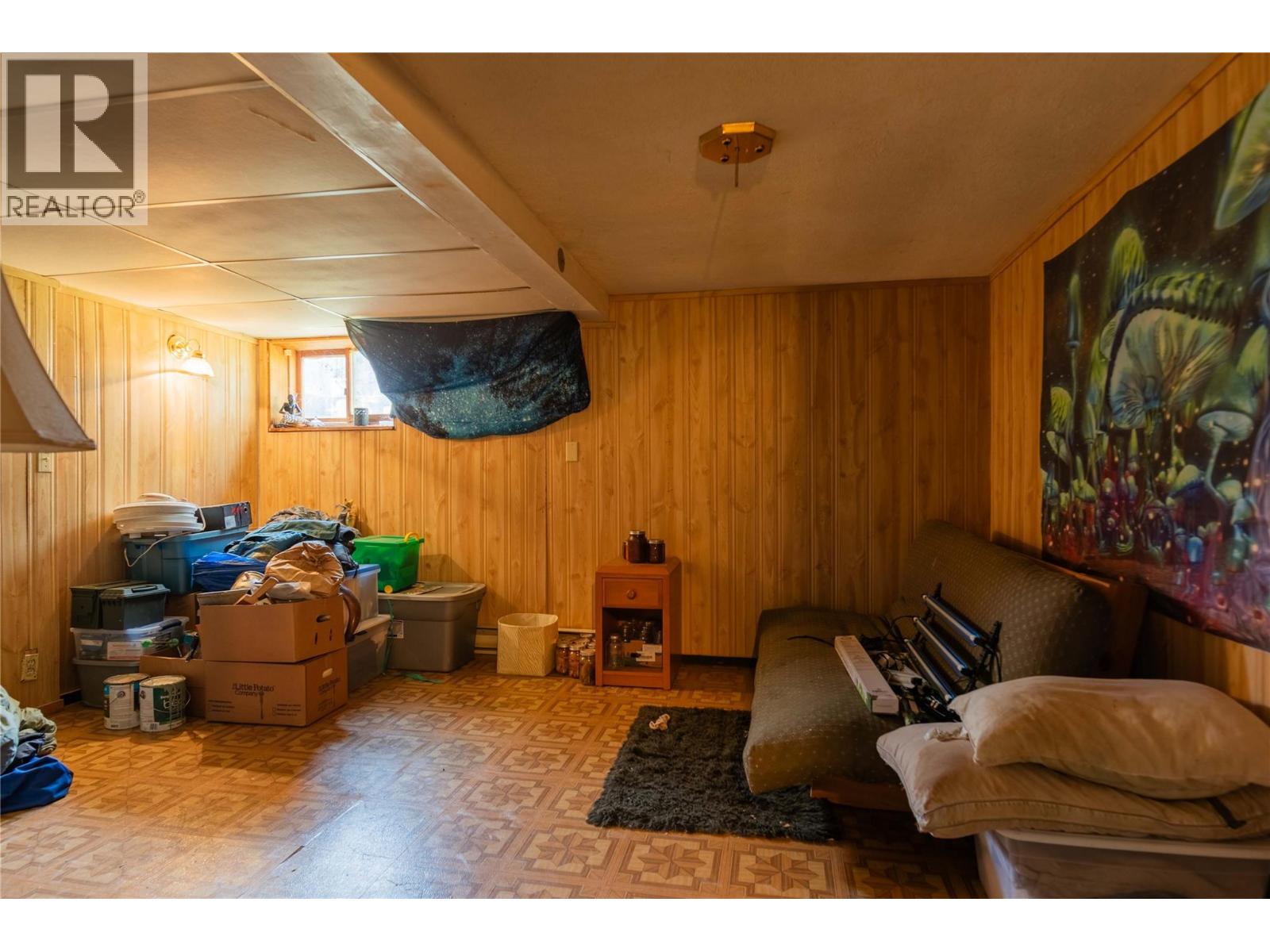 131 Washington Street N, Kaslo