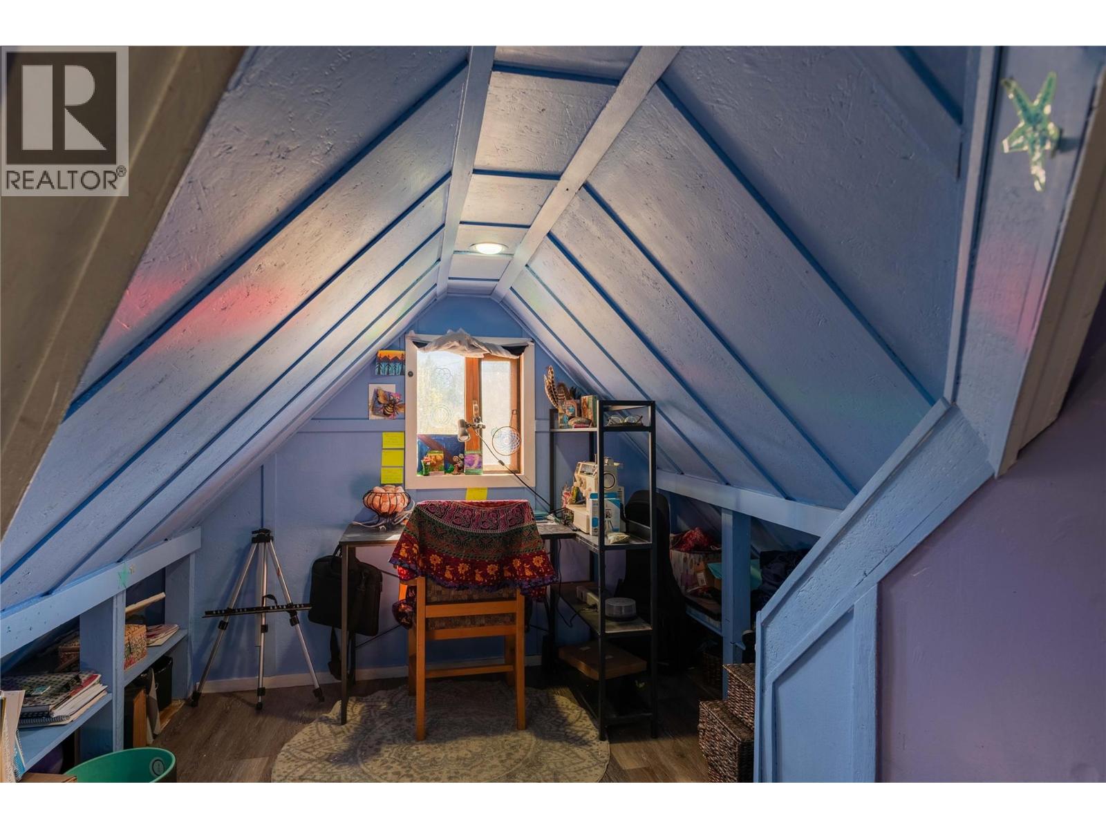 131 Washington Street N, Kaslo