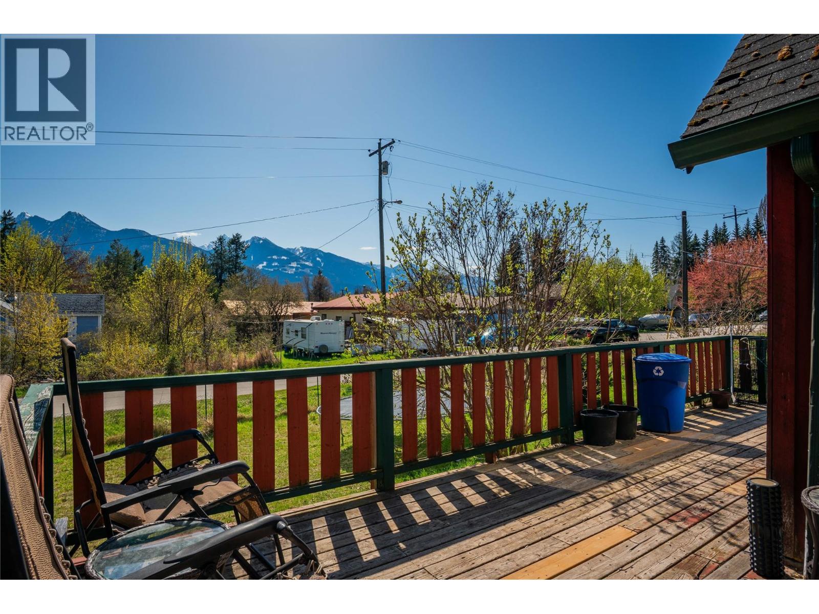 131 Washington Street N, Kaslo