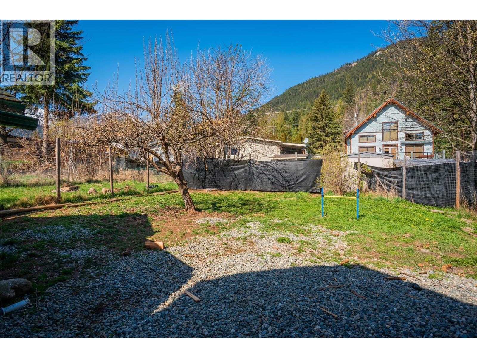 131 Washington Street N, Kaslo