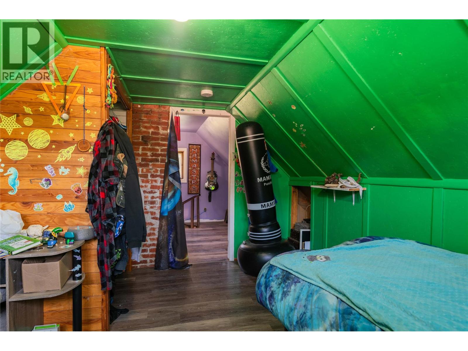 131 Washington Street N, Kaslo