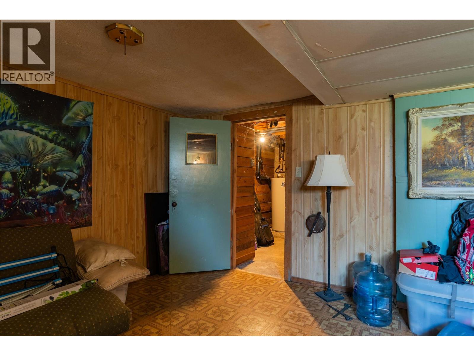 131 Washington Street N, Kaslo