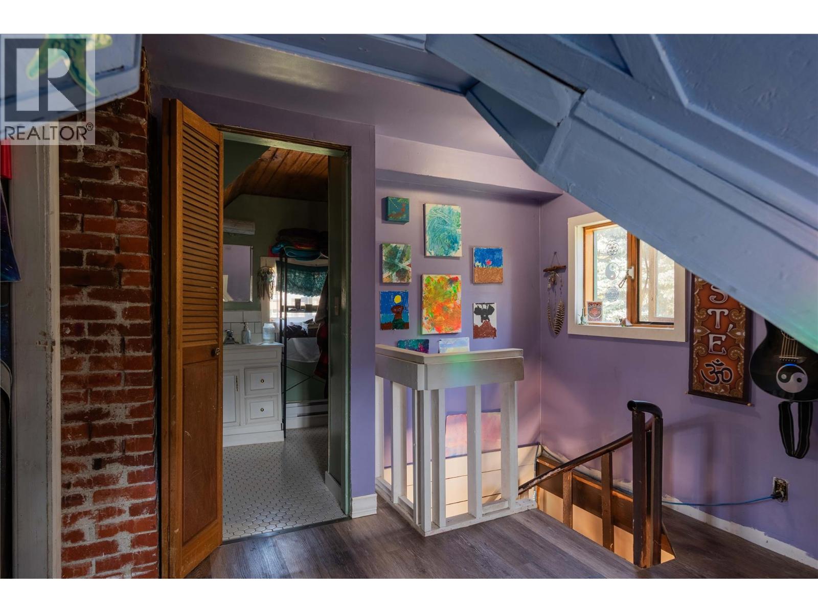 131 Washington Street N, Kaslo