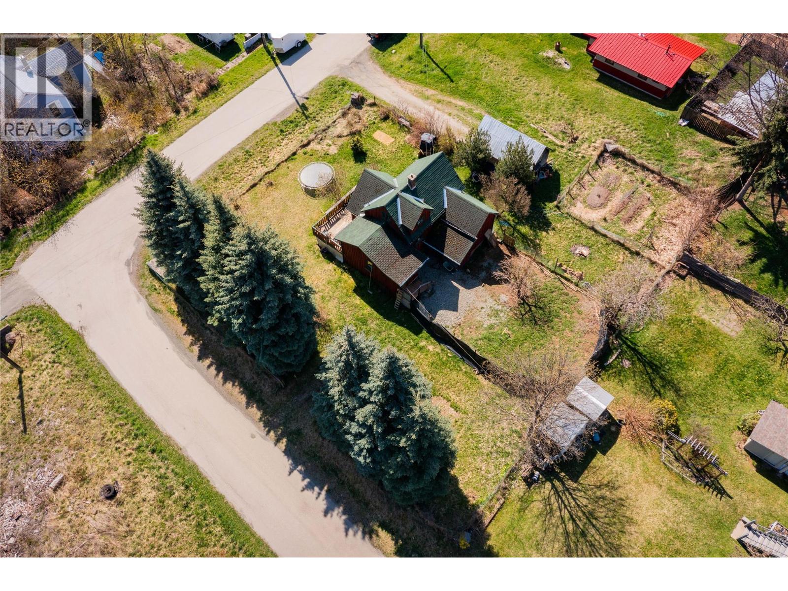 131 Washington Street N, Kaslo