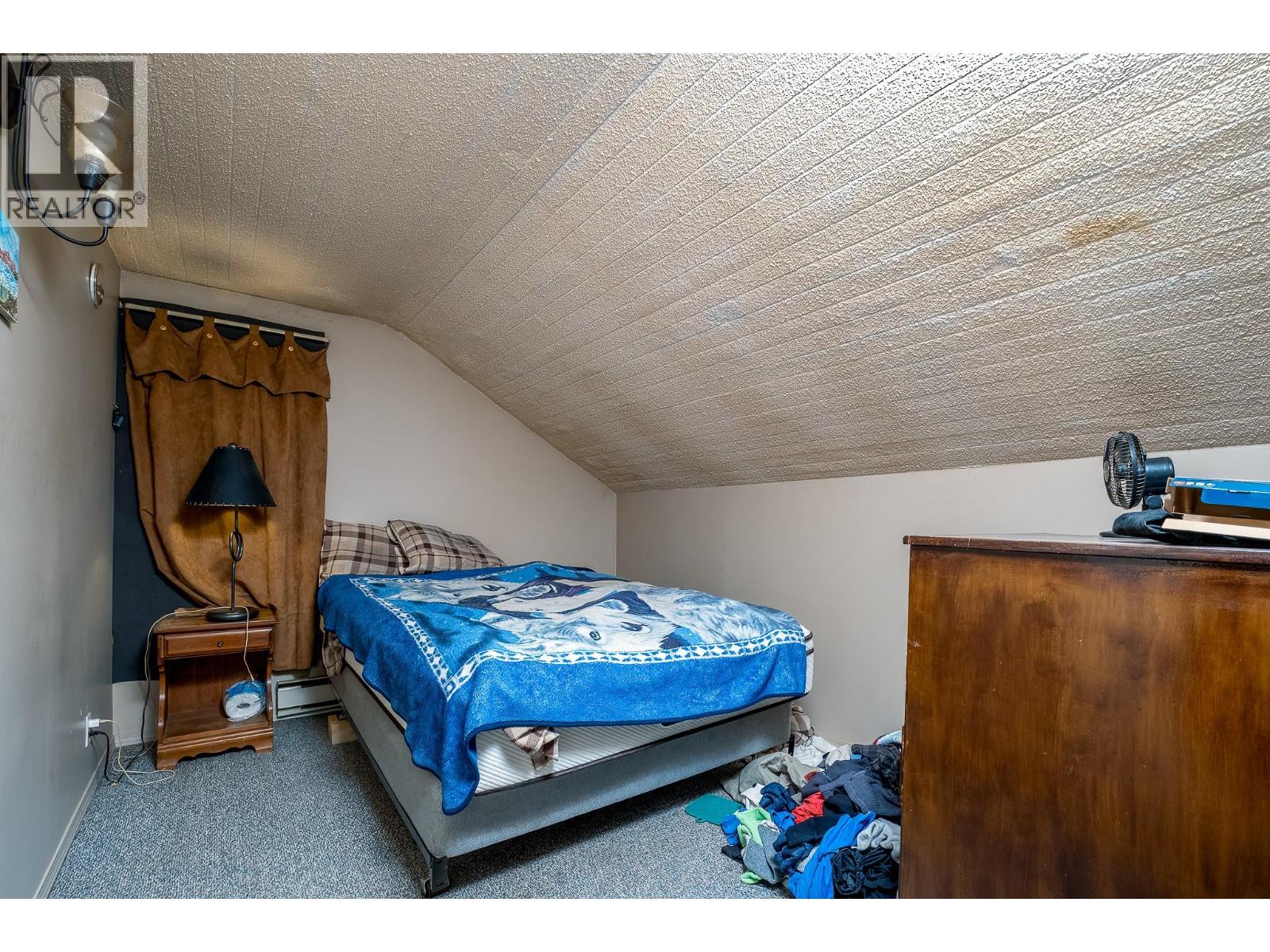 792 Rossland Avenue, Trail