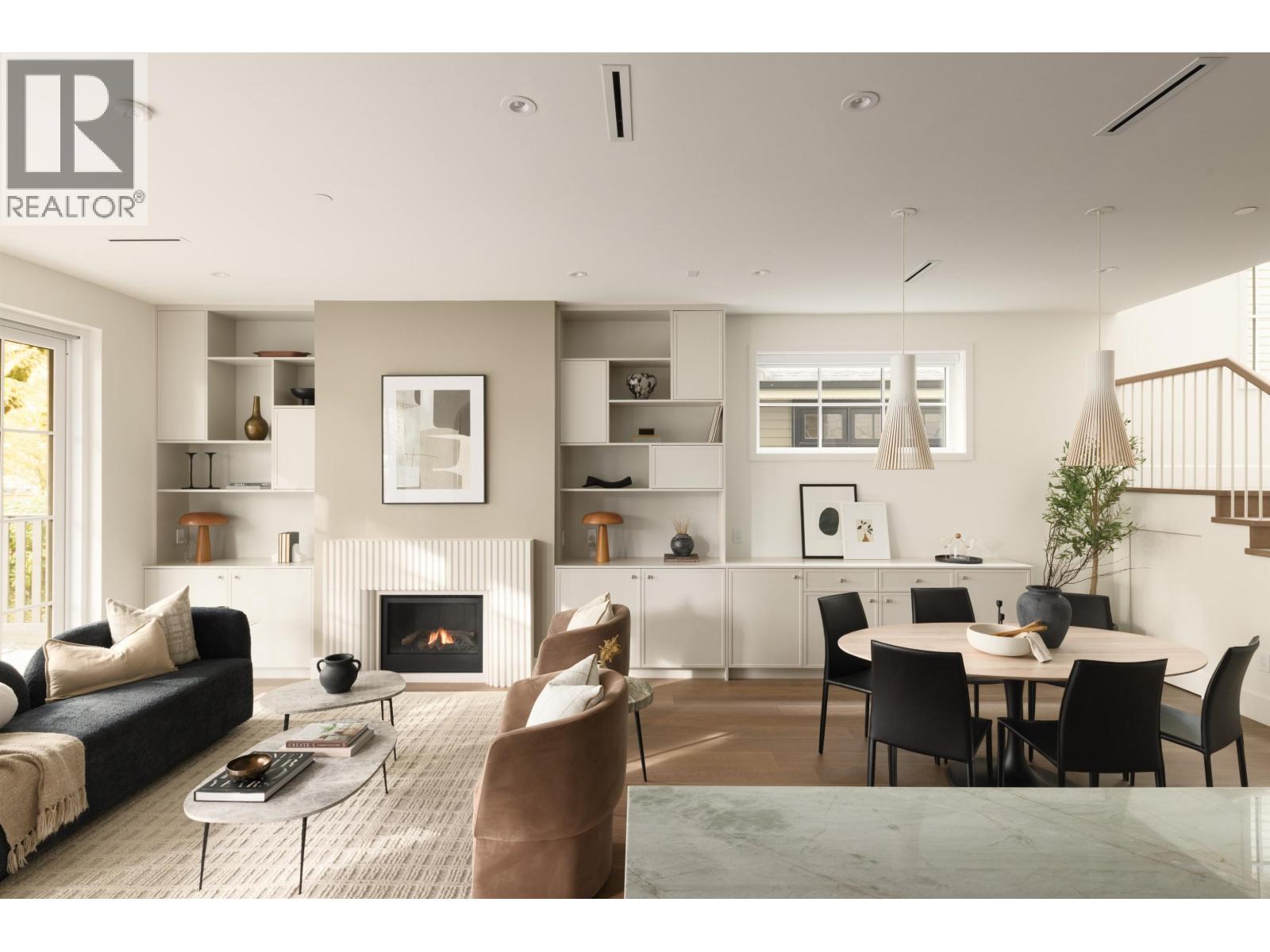 1 15 W 20TH AVENUE, Vancouver