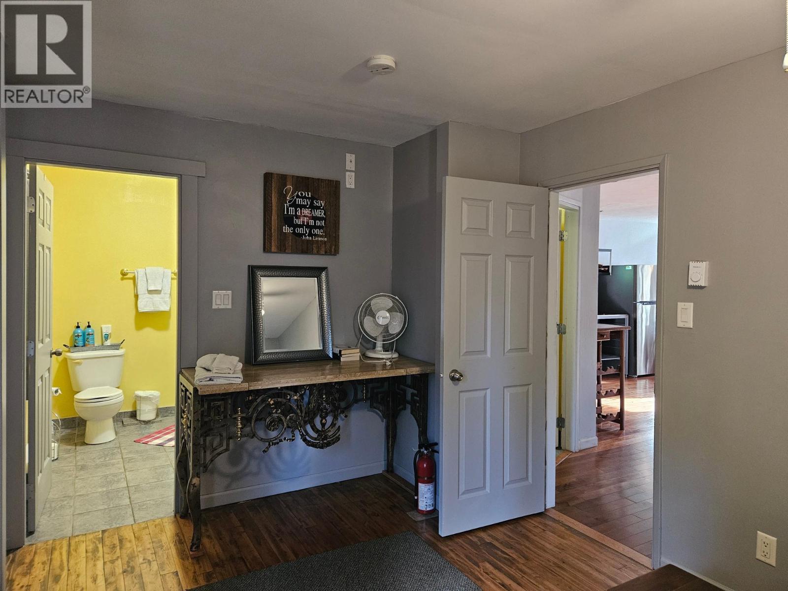 88 1ST  NW Avenue, Nakusp