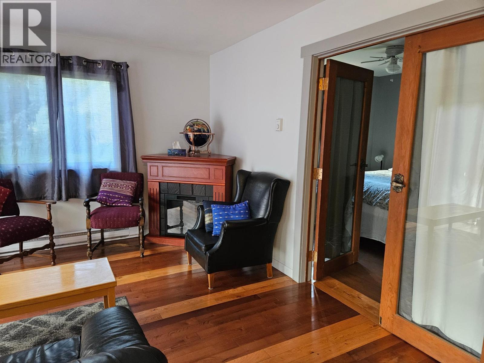 88 1ST  NW Avenue, Nakusp