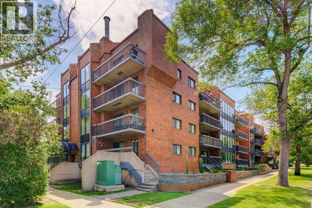 Single Family House for Sale in    Avenue NE Bridgeland/Riverside Calgary 